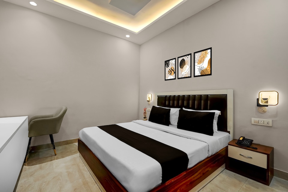Super Collection O Kharar Bus Terminal Formerly Hotel Kamboj, Kharar, खरड़