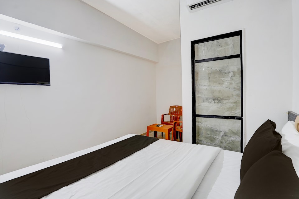 Hotel O Sai Shlok Inn Lodging, Nashik, Nashik