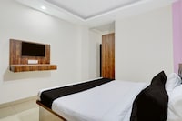 Collection O DLF Phase 3 Metro Station Gurgaon Formerly Krishnay Residency