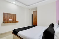 Collection O DLF Phase 3 Metro Station Gurgaon Formerly Krishnay Residency