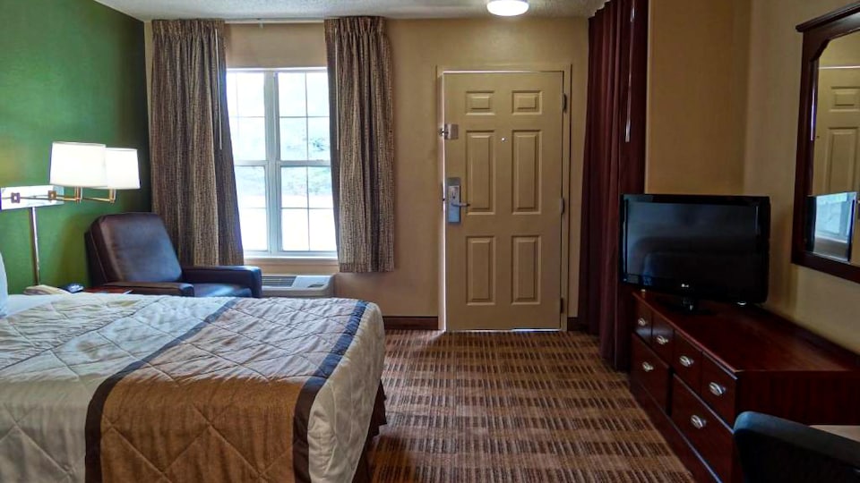 	 Studio 6 Extended stay Huntsville, AL - US Space & Rocket Center, C35810, Huntsville AL