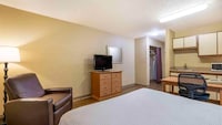 Studio 6 Extended stay Indianapolis, IN - North Carmel