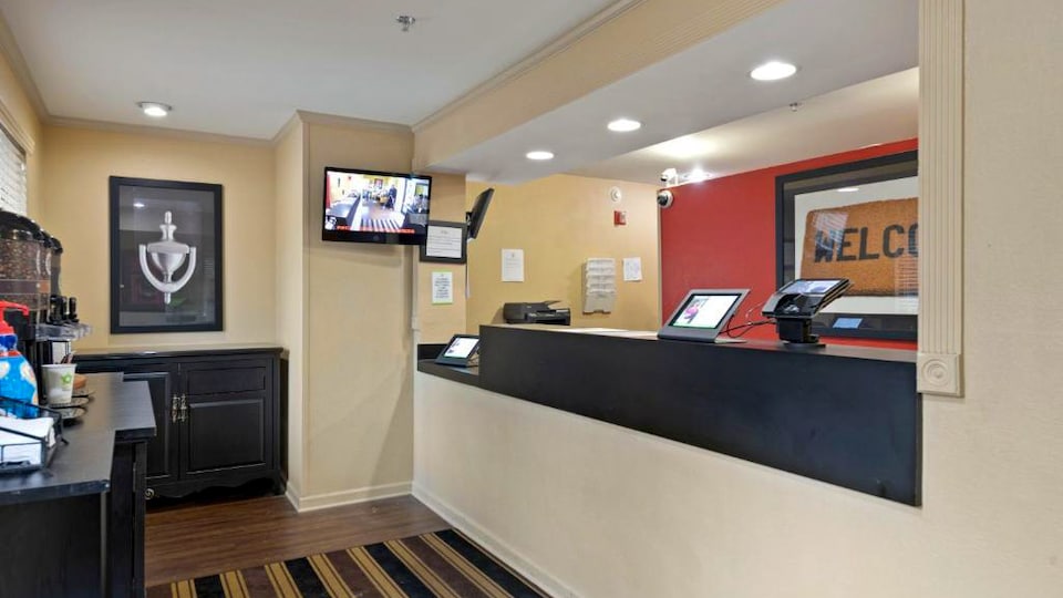 Studio 6 Suites Charlotte, NC - Tyvola Rd/Executive Park, C28217, Charlotte NC