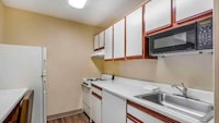 Studio 6 Extended stay Florence, KY - Meijer Dr./Cincinnati
