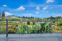 Dancenter Embun Pagi Hotel & Resort