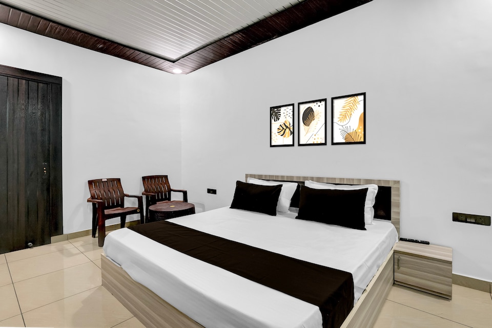 Hotel O Sukoon Guest House, Ghaziabad City, Ghaziabad