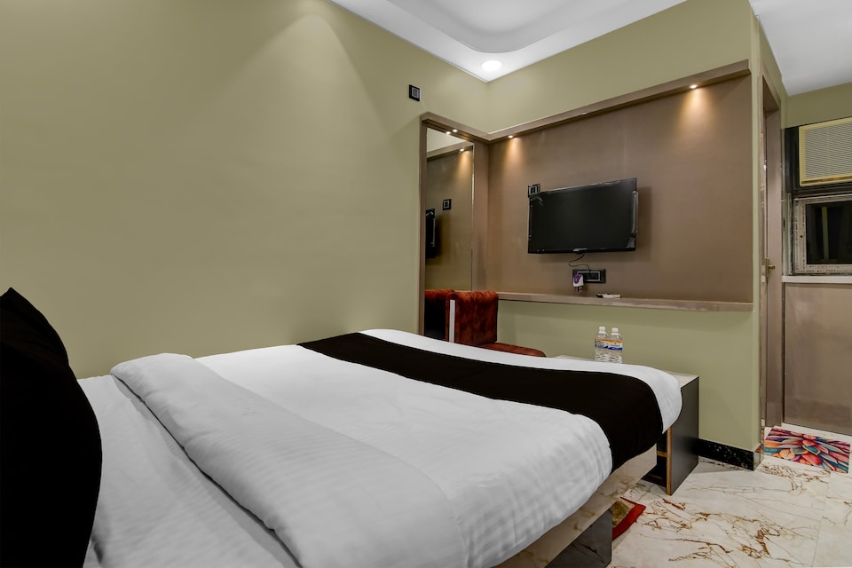 Hotel O KOLKATA SEVEN INN LLP, Sealdah Kolkata, Kolkata