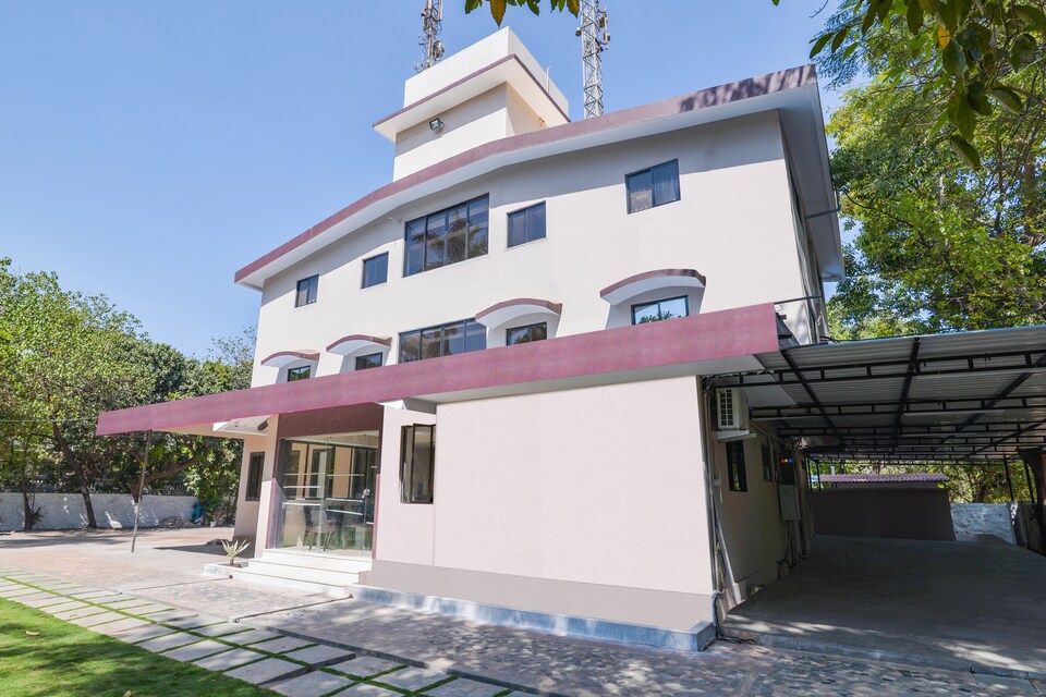 OYO 13150 Mangal Residency, Lonavala Market, Lonavala