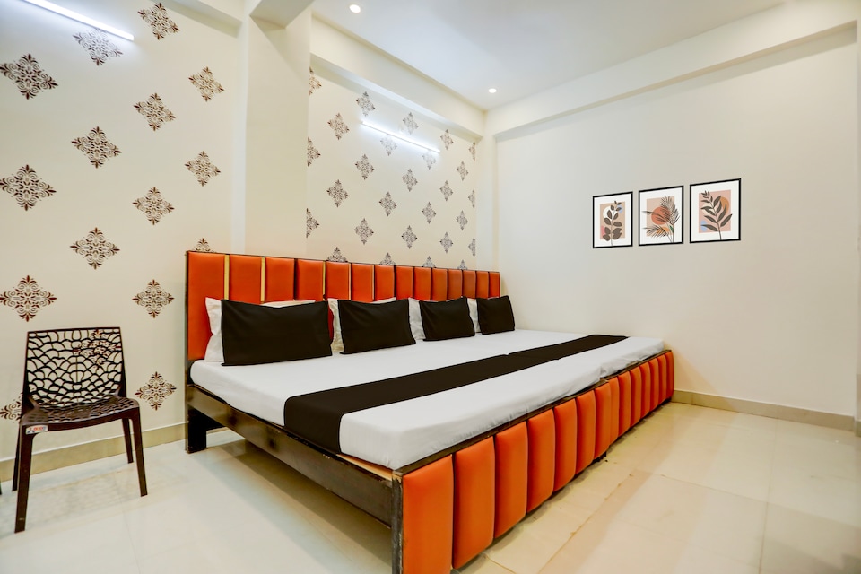Hotel O by OYO Sri, Sigra, Varanasi