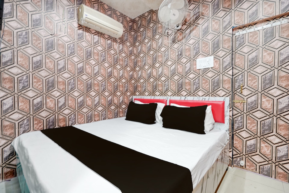 Hotel O Unique Stay Inn, Charbagh Lucknow, Lucknow