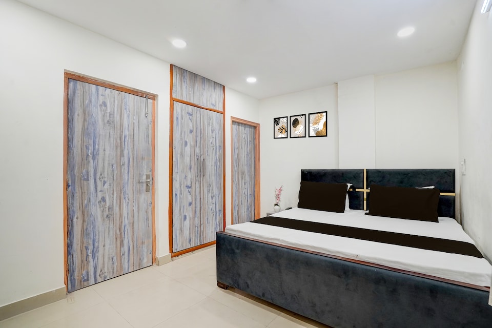Hotel O KARAN RESIDENCY, Anand Vihar Delhi, Delhi