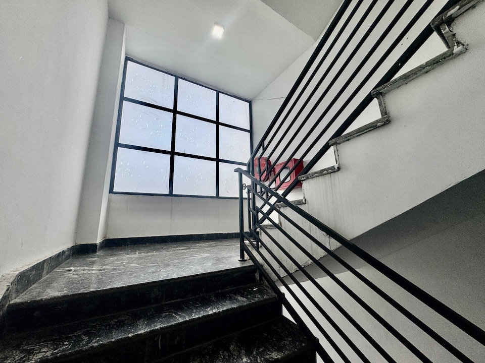 Hotel O DIAMOND GRAY , Greater Noida, Noida