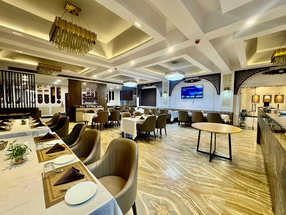 Hotel O DIAMOND GRAY , Greater Noida, Noida