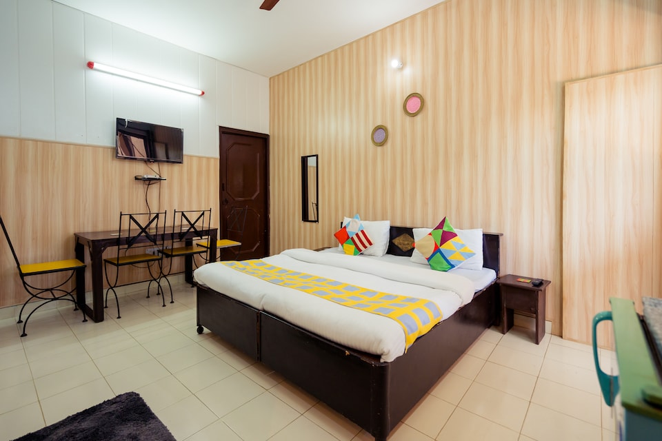 OYO Home 13154 Serene 3BHK, Dehradun ISBT, Dehradun