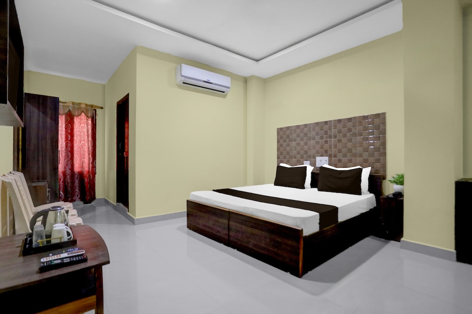 - Hotel O Machilipatnam Railway Station Formerly Hasini Celebrations, Machilipatnam, Vijayawada