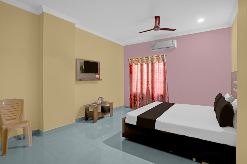 Super Hotel O Machilipatnam Railway Station Formerly Hasini Celebrations, Machilipatnam, Vijayawada