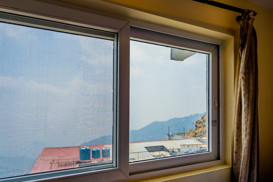 OYO 13159 Home Spacious 1BHK Mall Road, Mall Road Mussoorie, Mussoorie