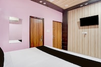 SPOT ON Isshu Hotel And Restaurant 