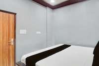 SPOT ON Isshu Hotel And Restaurant 