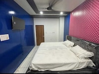 SPOT ON Isshu Hotel And Restaurant 