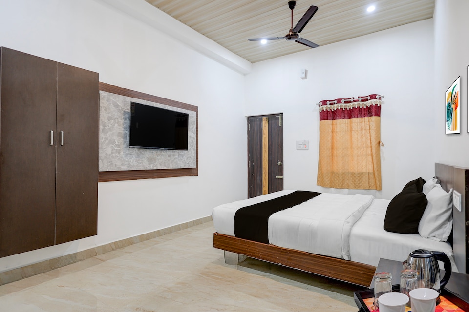  Townhouse Annamalaiyar Temple Tiruvannamalai Formerly Thirumathi Residency, Tiruvannamalai, Tiruvannamalai