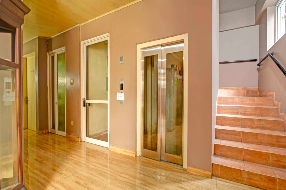 Hotel O Gambir Juanda Station - 6 Hour Stay, Central_Jakarta, Jakarta