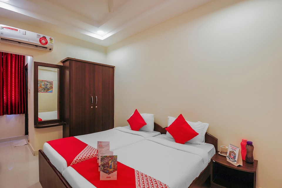 OYO 13163 Jaswitha Homes, Kondapur, Hyderabad
