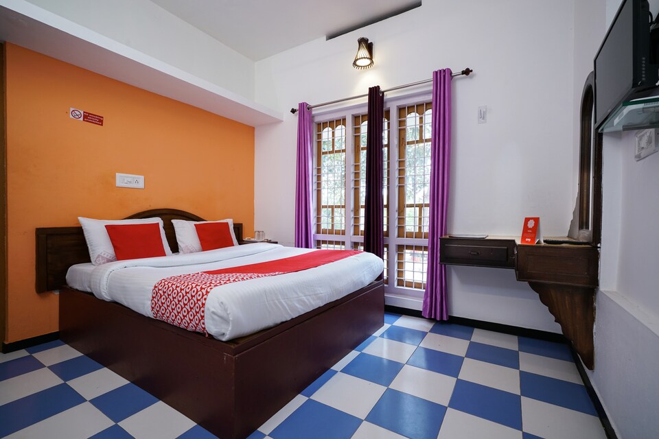 OYO 13166 Munnar County, Anachal, Munnar