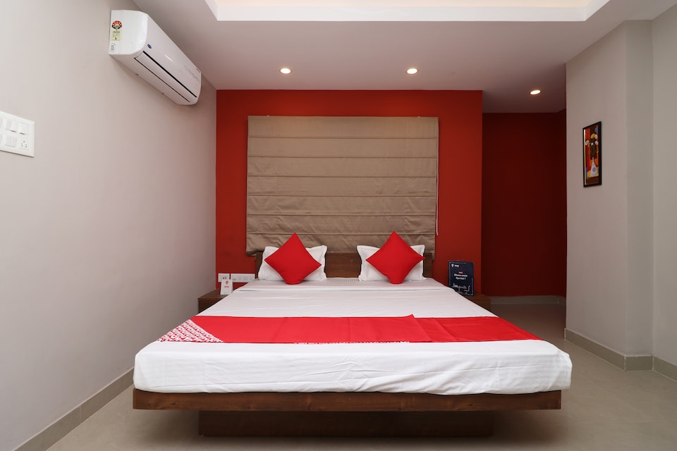 LIVE as GHY909, Platan Bazar Guwahati, Guwahati