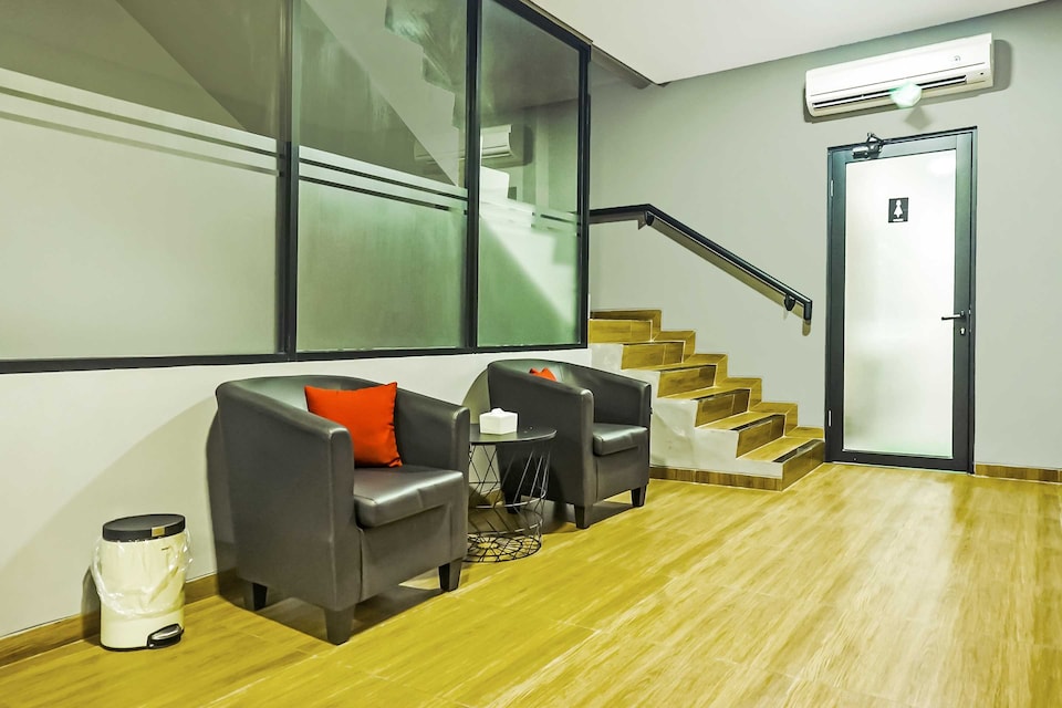 Dancenter Fiducia Capsule Hotel, West_Jakarta, Jakarta