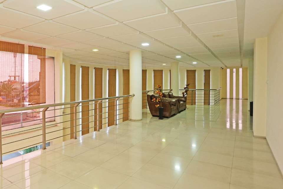 Dancenter Hotel Fiducia Serpong, Tangerang, Tangerang