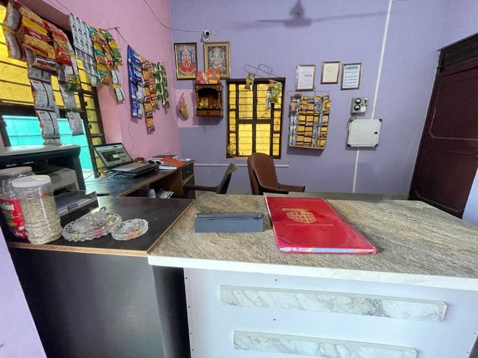 SPOT ON MidWay Hotel Highway & Restaurant, Sadulpur, Sadulpur