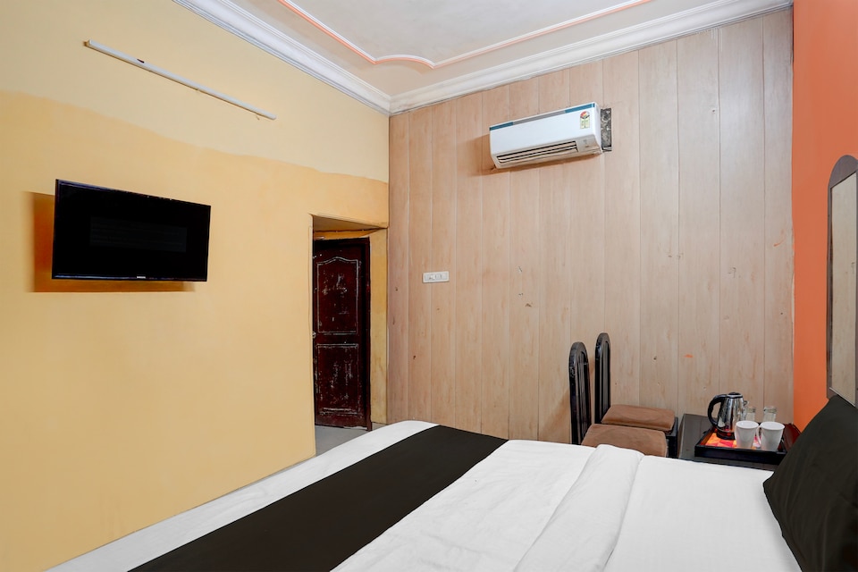 Hotel O Charbagh Metro Station Formerly Siddhi Paradise, Charbagh Lucknow, Lucknow