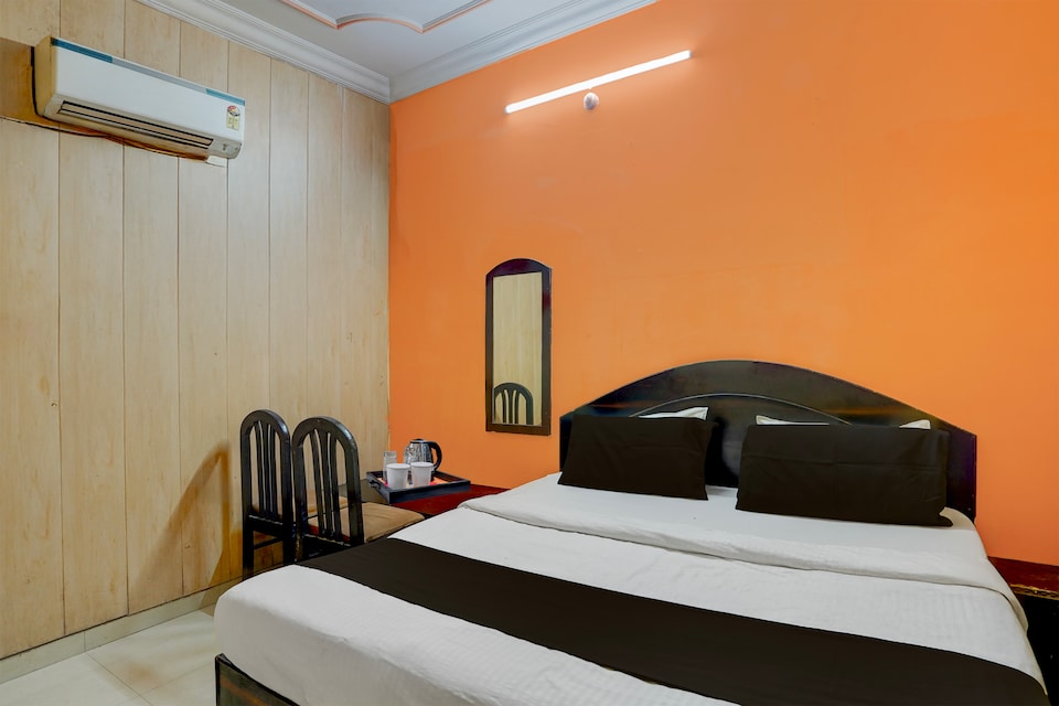 Hotel O Durgapuri Metro Station Lucknow Formerly Pal Awadh, Charbagh Lucknow, Lucknow