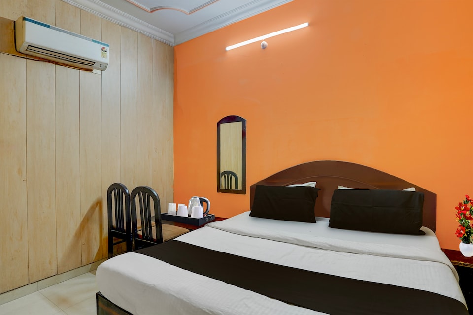 Hotel O Durgapuri Metro Station Lucknow Formerly Pal Awadh, Charbagh Lucknow, Lucknow