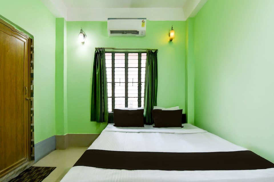 Hotel O Sampad, Berhampore, Berhampore