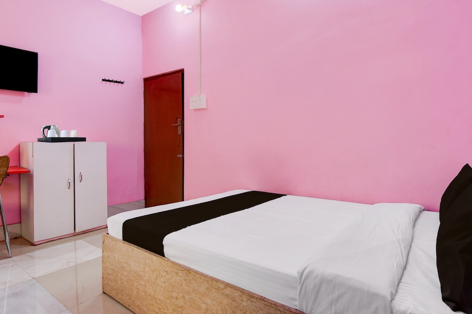 Super Hotel O Shakuntala Park Bus Terminus Behala, Behala Kolkata, Kolkata