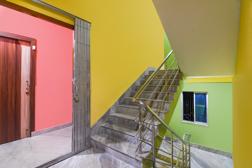 Super Hotel O Shalimar Railway Junction Howrah, Shalimar Railway Station, Kolkata
