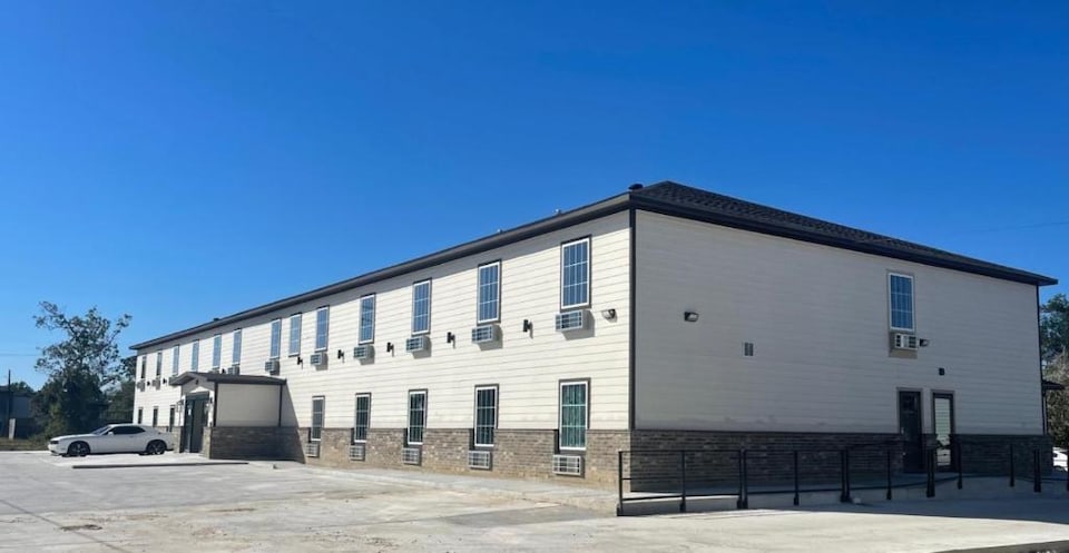 Hotel O Efficiency De Luxe Near Lake Charles Sulphur, Sulphur Central LA, Sulphur LA