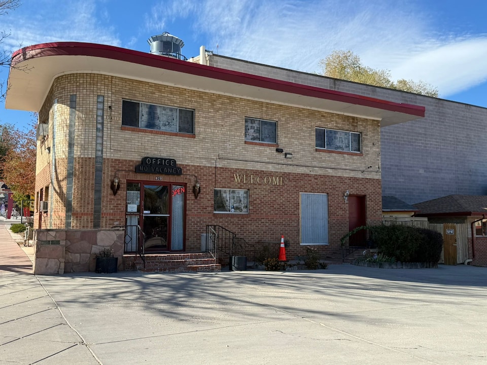 Springs Inn by Capital O I 25, Colorado Springs CO, Colorado Springs CO