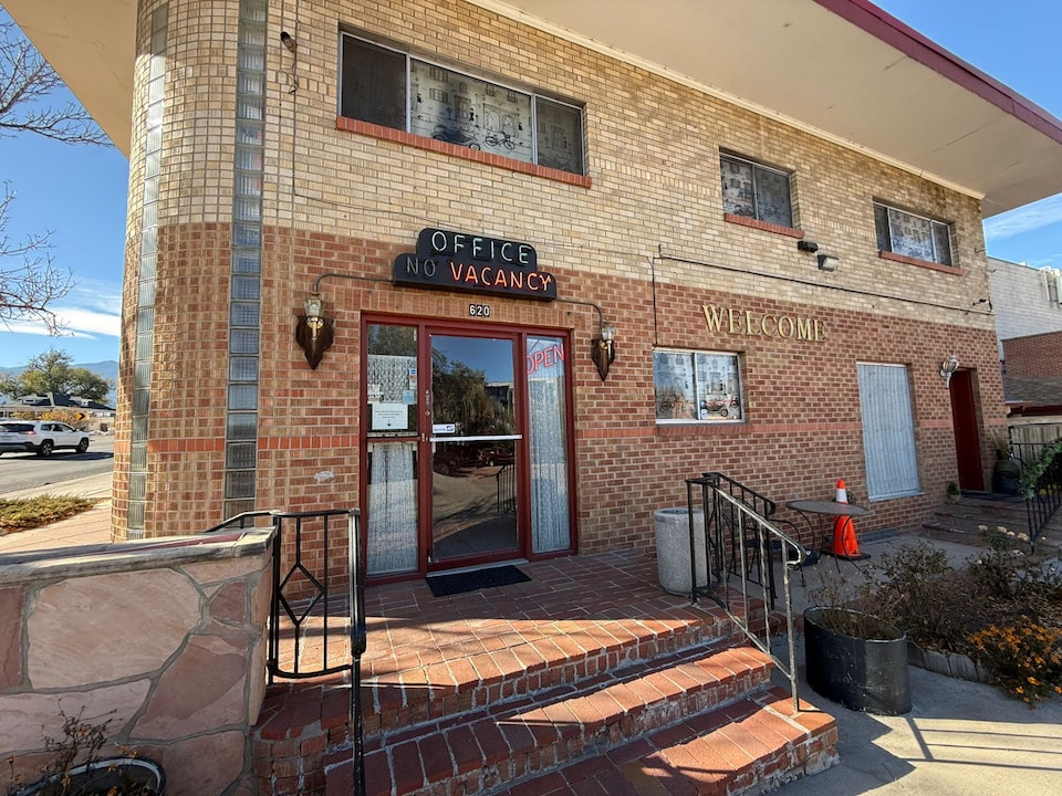 Springs Inn by Capital O I 25, Colorado Springs CO, Colorado Springs CO