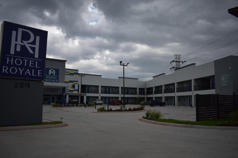 Hotel Royale IAH Airport North Houston I-45, Houston Central TX, Houston