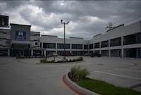 Hotel Royale IAH Airport North Houston I-45