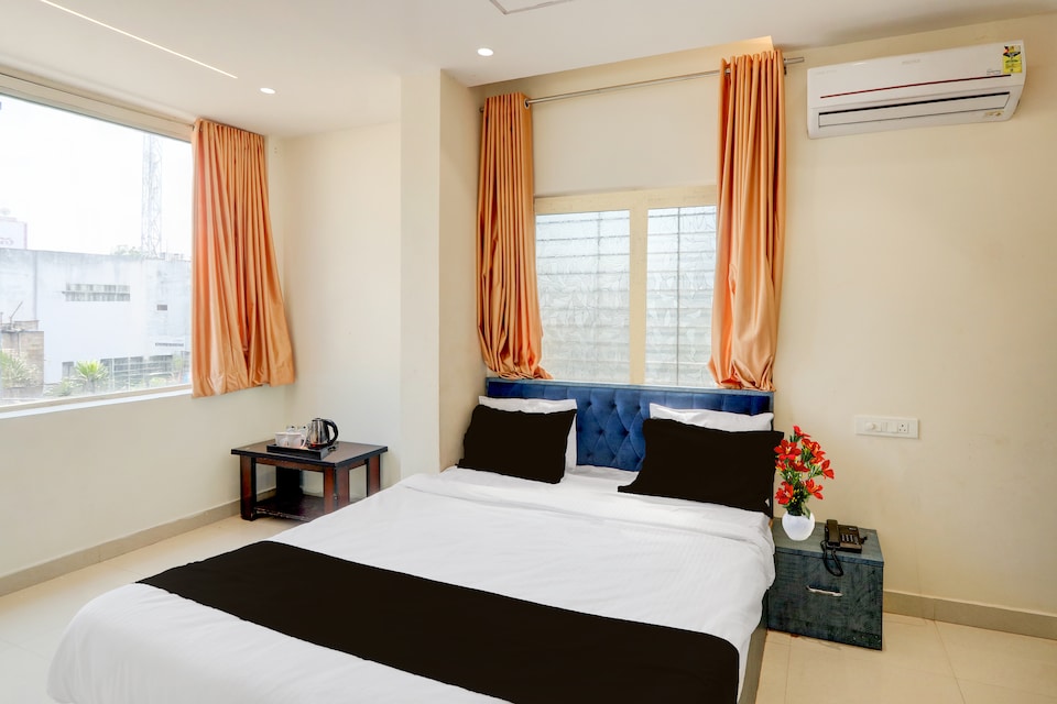 Super Hotel O Vemulawada Temple Formerly Kamakshi Bliss, Karimnagar, Karimnagar