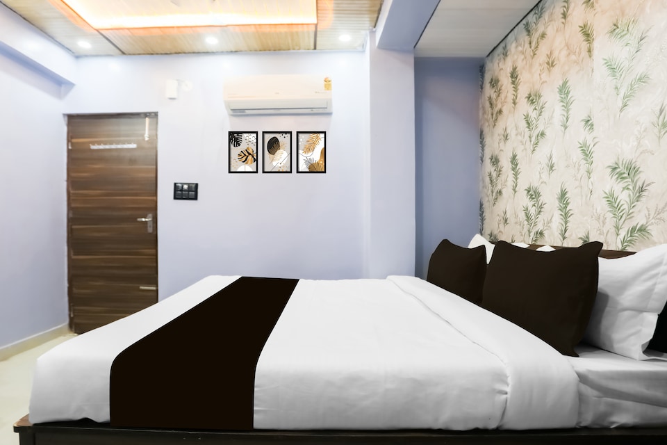 Hotel O Silk Premium, Danapur, Patna