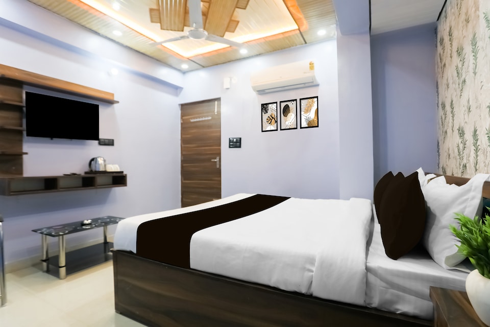 Hotel O Silk Premium, Danapur, Patna