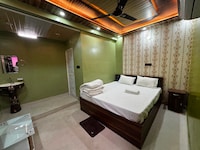 Hotel O Silk Premium