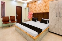 Hotel O Radhe Palace 