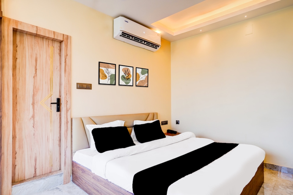 Super Townhouse Bhangagarh Bus Terminal Formerly The Rudra Inn, Platan Bazar Guwahati, Guwahati