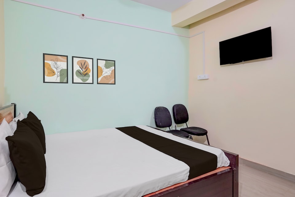 HOTEL O A.P PALACE , Patliputra Colony, Patna